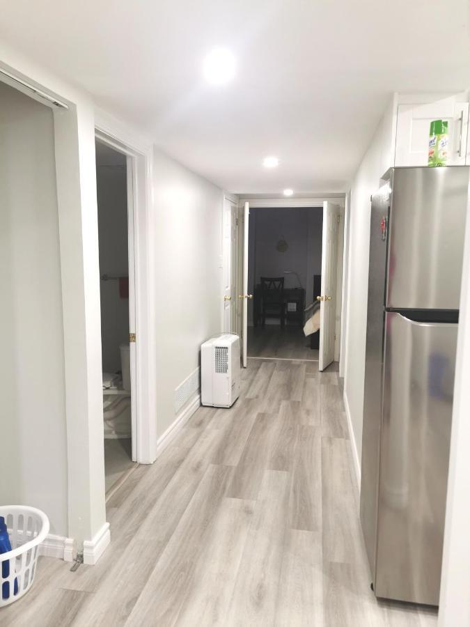Perfect Location Comfort Private House Lower Level 2 Bedroom Unit Mississauga Bagian luar foto